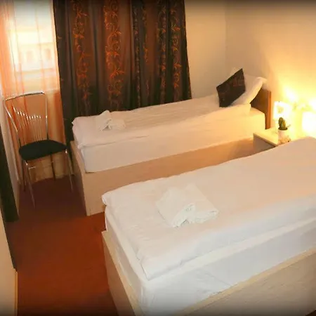 Отель Garay Terrace 3*