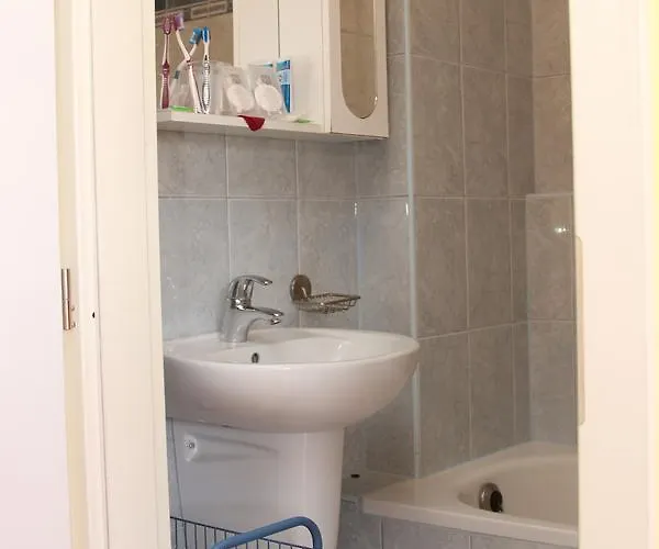Garay Terrace 3*